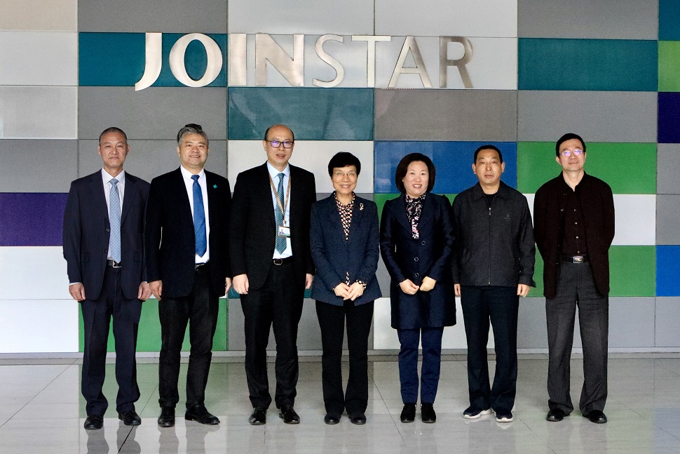 http://zhst.joinstar.cn/upload/合影Mc.jpg